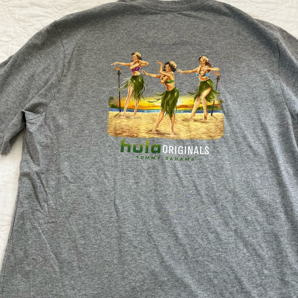 Tommy Bahama graphic T-shirt new without tags never worn size XL